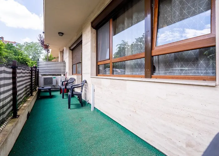 Sunny Apartment In Studentski Grad, Behind Unss
