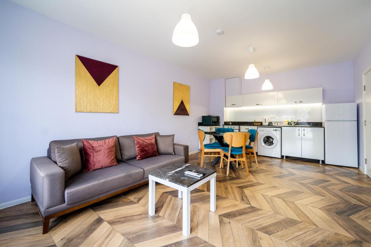 Apartemen Sunny In Studentski Grad, Behind Unss