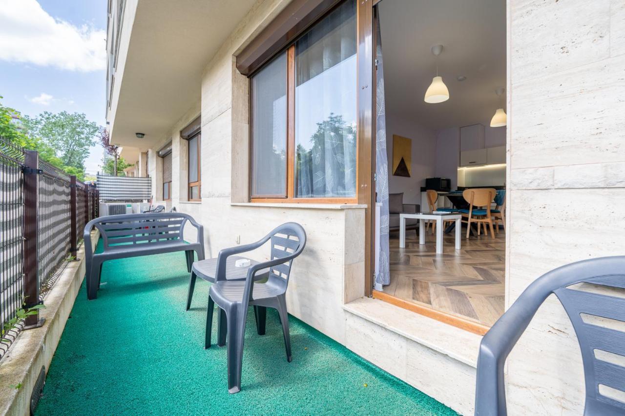 Apartemen Sunny In Studentski Grad, Behind Unss