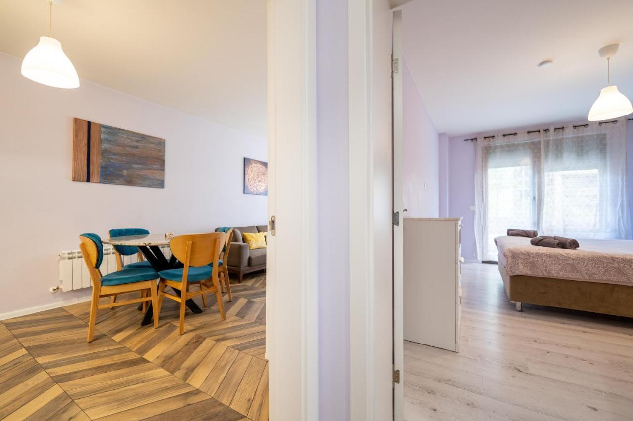 Sunny In Studentski Grad, Behind Unss Apartemen