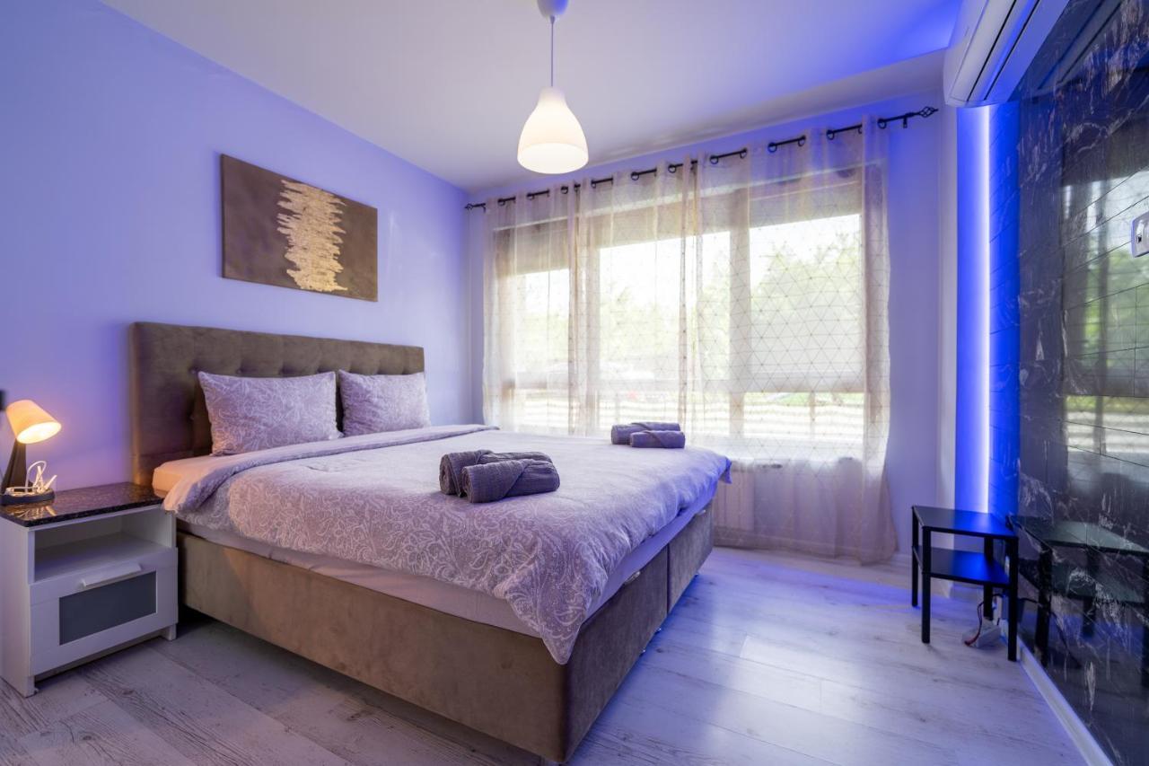 Apartemen Sunny In Studentski Grad, Behind Unss *